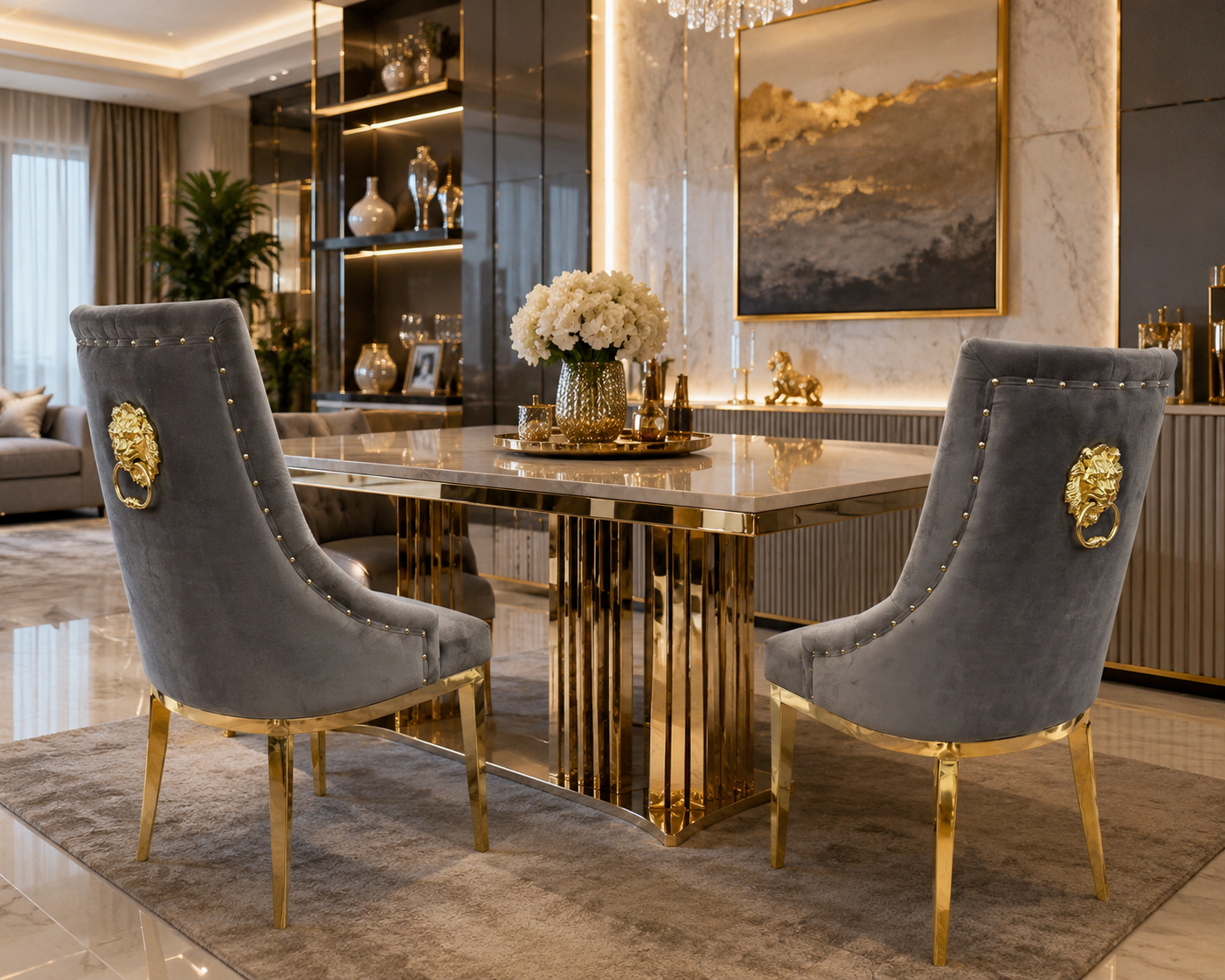 Luxuriöser Esszimmerstuhl aus Samt in Dunkelbeige mit goldfarbenem Edelstahlgestell